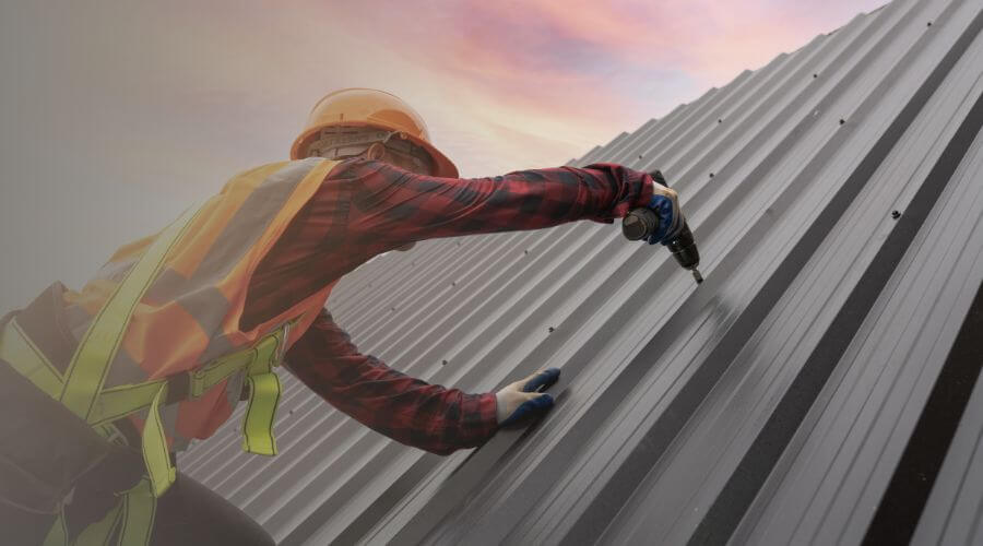 Professional gutter cleaning in East Northport, NY